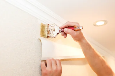 Pose de papier peint à Landeleau — revêtements muraux et toiles de verre